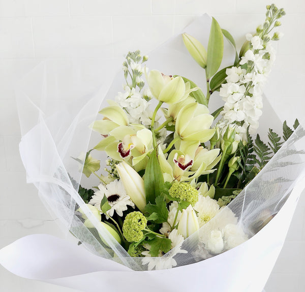 Florist's Choice - Bouquet in Chic